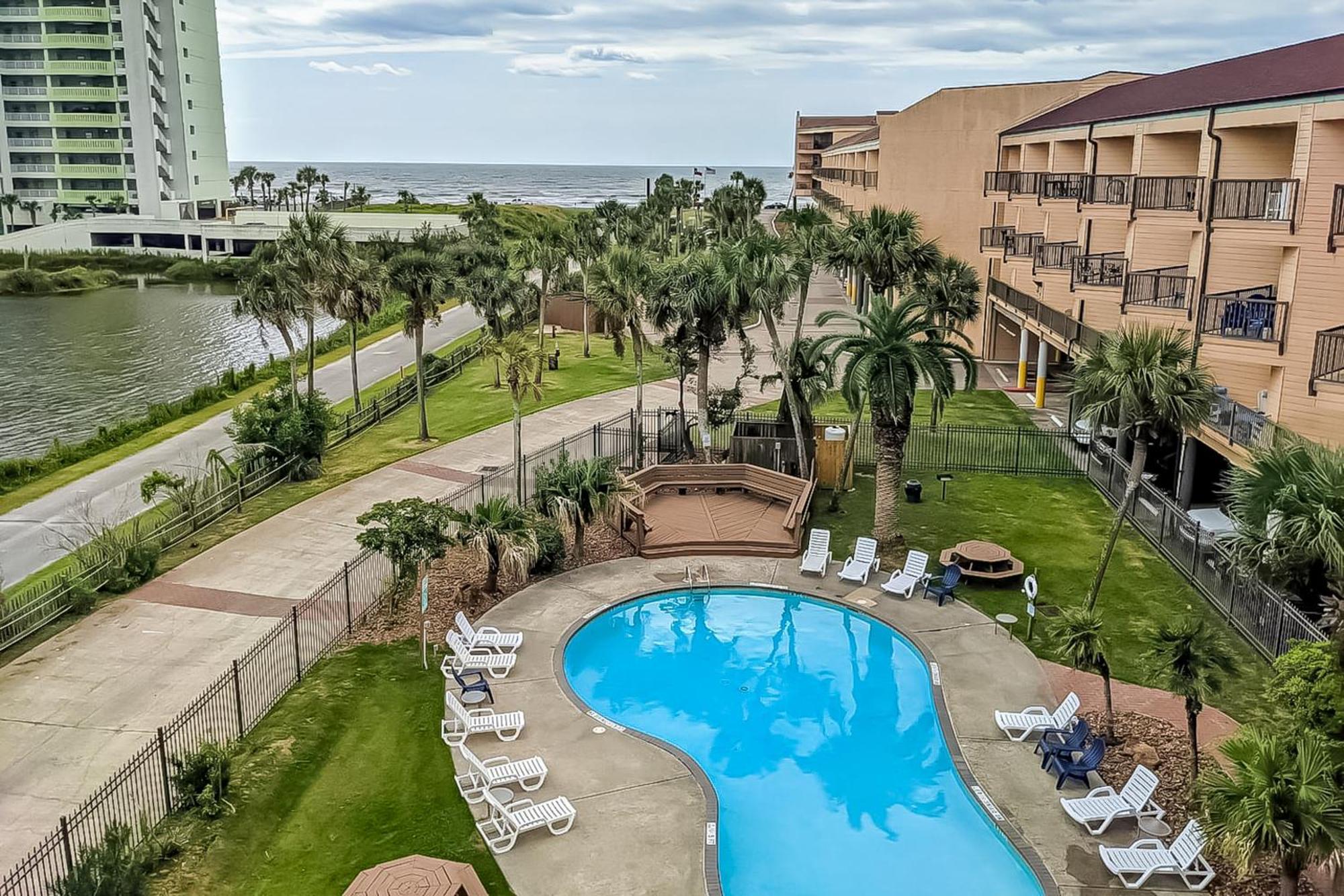 Seawall Condos II Galveston Room photo