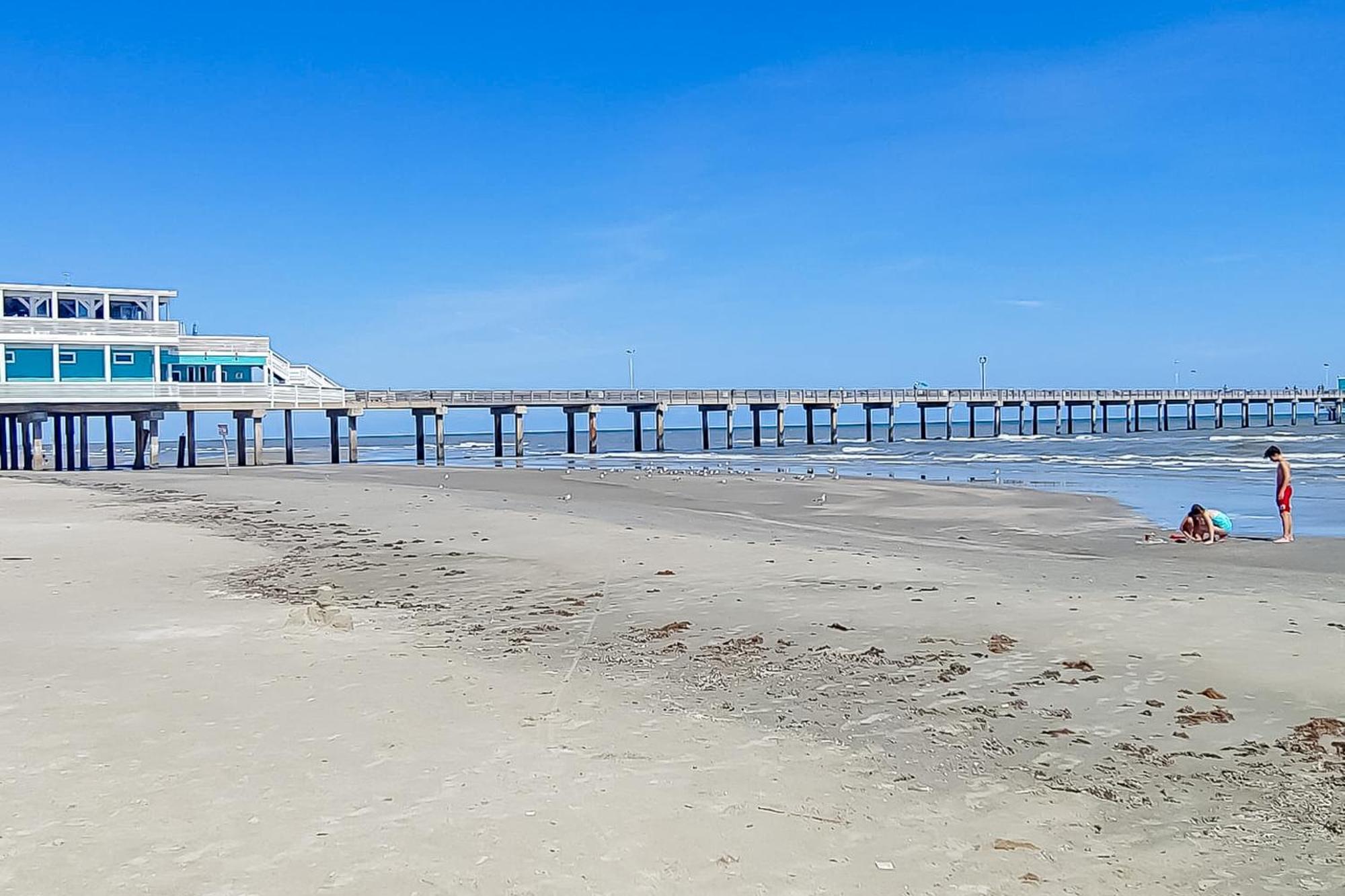 Seawall Condos II Galveston Room photo