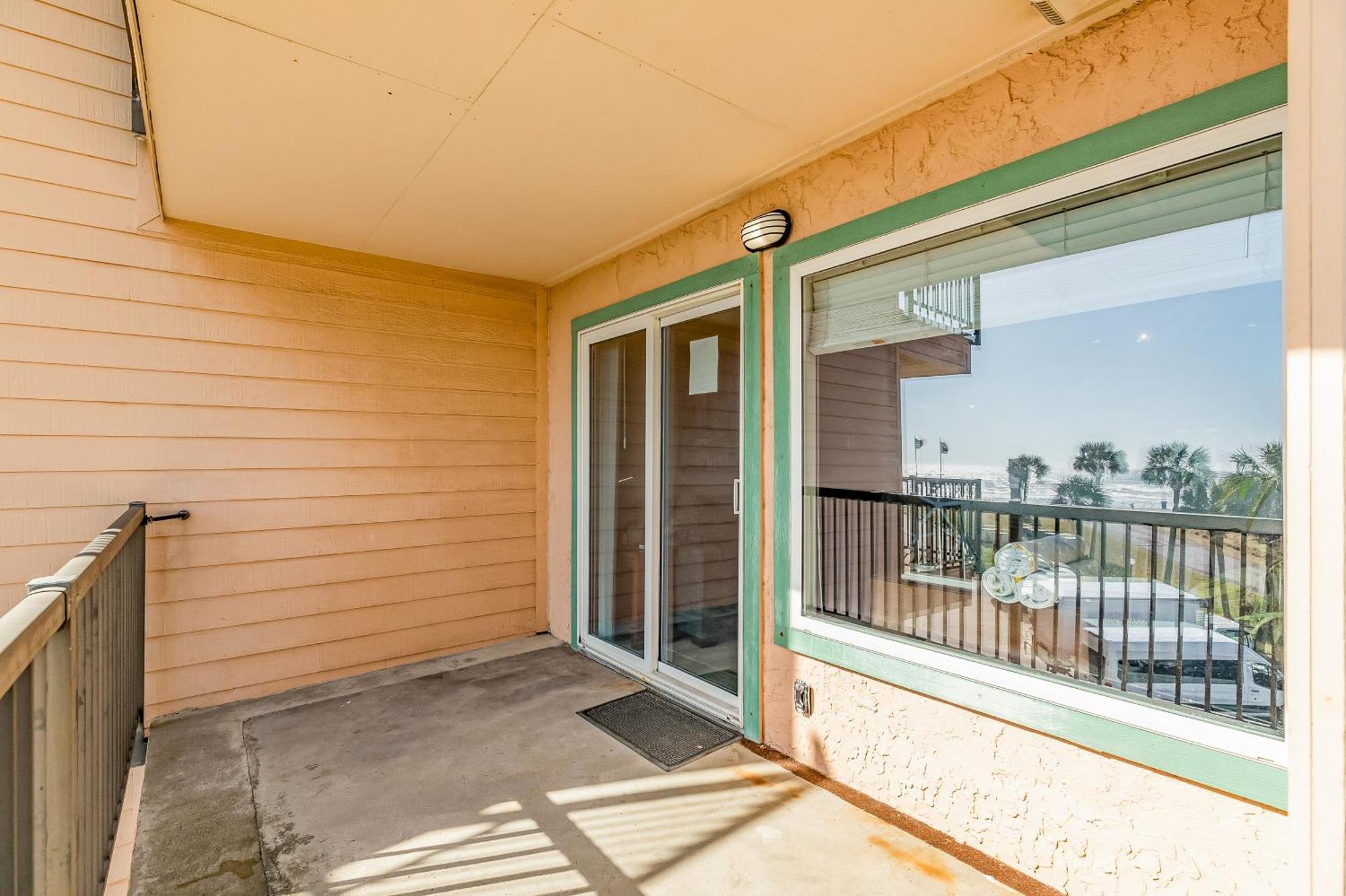 Seawall Condos II Galveston Room photo